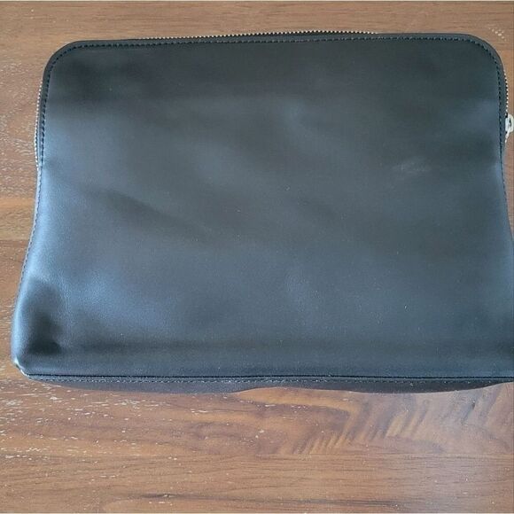 NWT 3.1 Phillip Lim 31 Cosmetic Pouch Bag iPad Luxury Travel Work Clutch Black - Picture 4 of 7